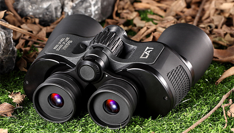High-power 10x50 binocular