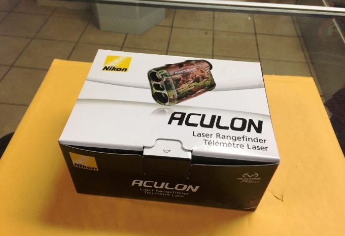 Nikon Aculon Package